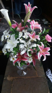 Bunga Vas Lily di Sudirman 085959000635