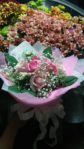 Toko Bunga Handbuquet Mawar Pink di Manado 085959000635 Kode : fg-hb-52