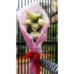 Buket Mawar Putih Valentine di Bogor